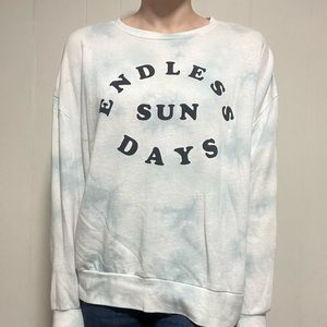 White and blue graphic sweatshirt